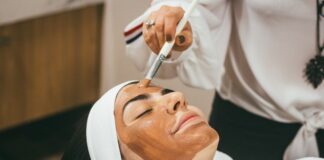 oczyszczanie twarzy u kosmetyczki