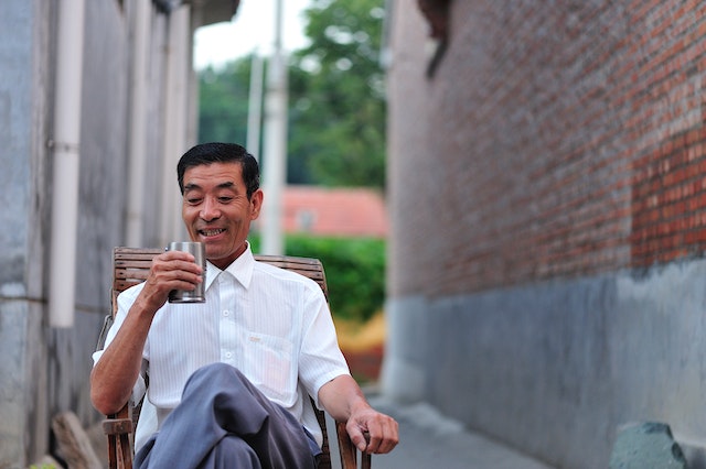 pexels-zszen-john-2594844 Jakie korzyści dla zdrowia może przynieść regularne korzystanie z usług SPA dla seniorów?