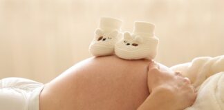 Gdzie wyrzucać zużyte skarpetki?