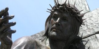 Co zamiast baranek w koszyku wielkanocnym?