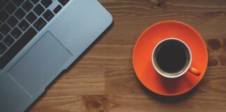 Jak ładnie nakryć stół wielkanocny?