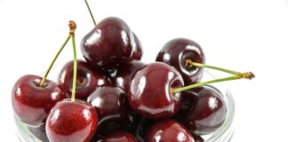 Co robić żeby zwiększyć owocowanie pomidorów?