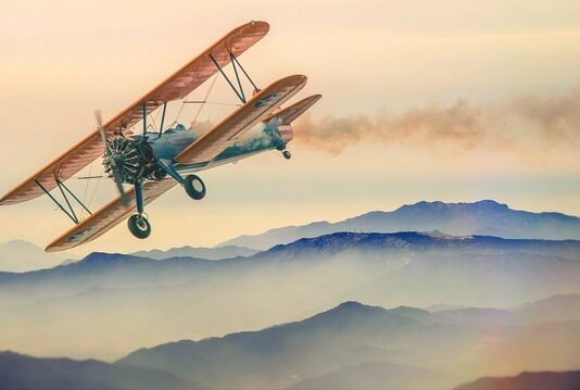 Ile kilometrów nad ziemią leci samolot?