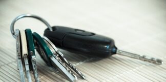 Jaki kolor światła do garażu?