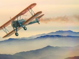 Dlaczego samolot leci po łuku?