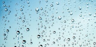 Ile może stać mokre pranie?