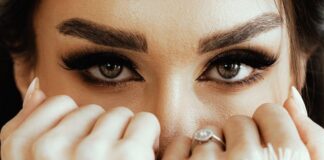 Henna pudrowa brwi: Dlaczego u niektórych znika po 3 dniach, a u innych trzyma się tygodniami? Sprawdzony poradnik brwi